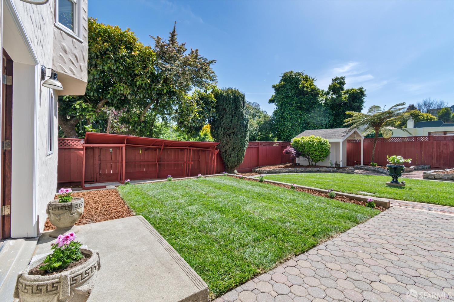 Detail Gallery Image 22 of 33 For 2645 14th Ave, San Francisco,  CA 94127 - 5 Beds | 3 Baths