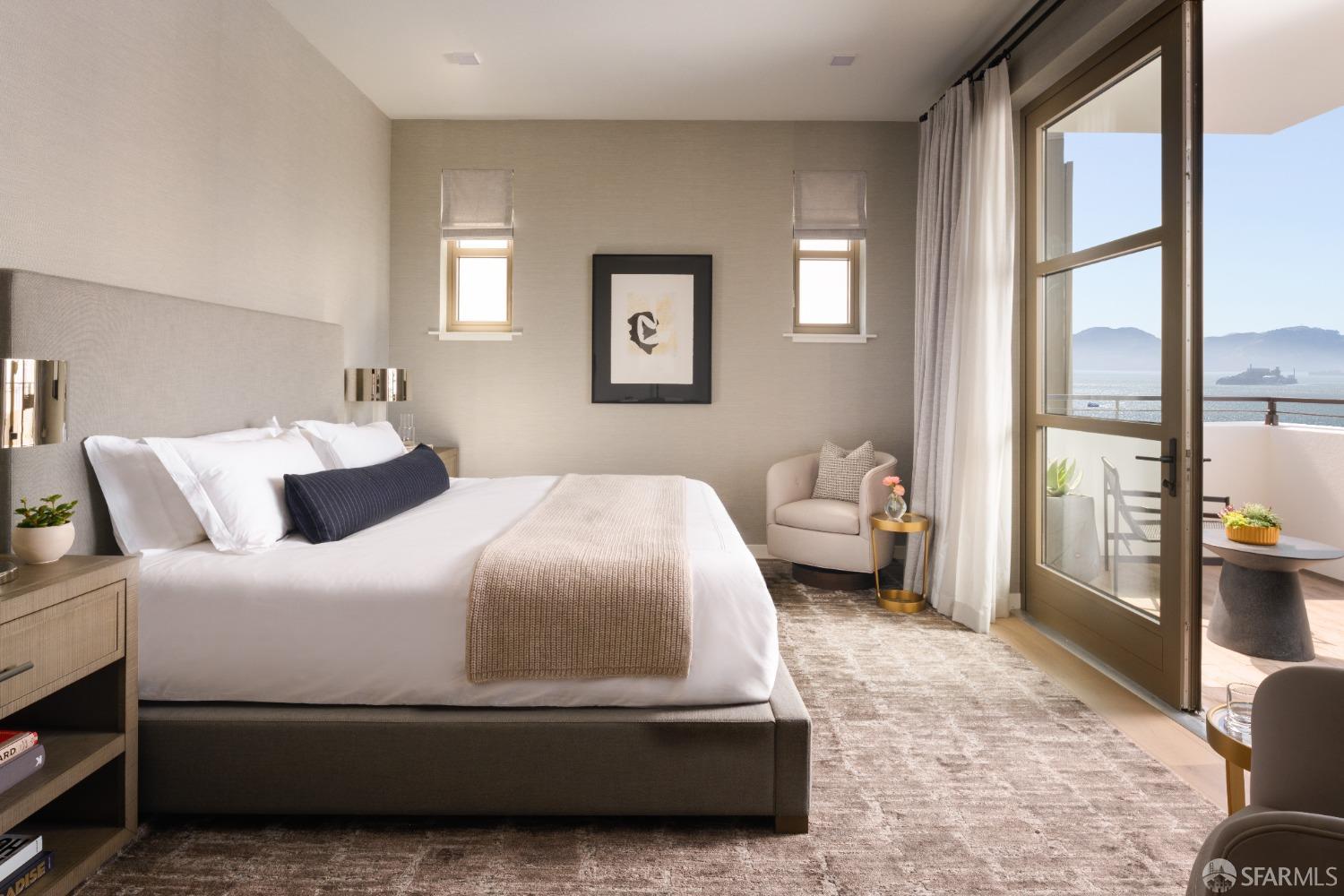 Detail Gallery Image 16 of 50 For 36 Meadow Dr #202,  San Francisco,  CA 94130 - 3 Beds | 3/1 Baths