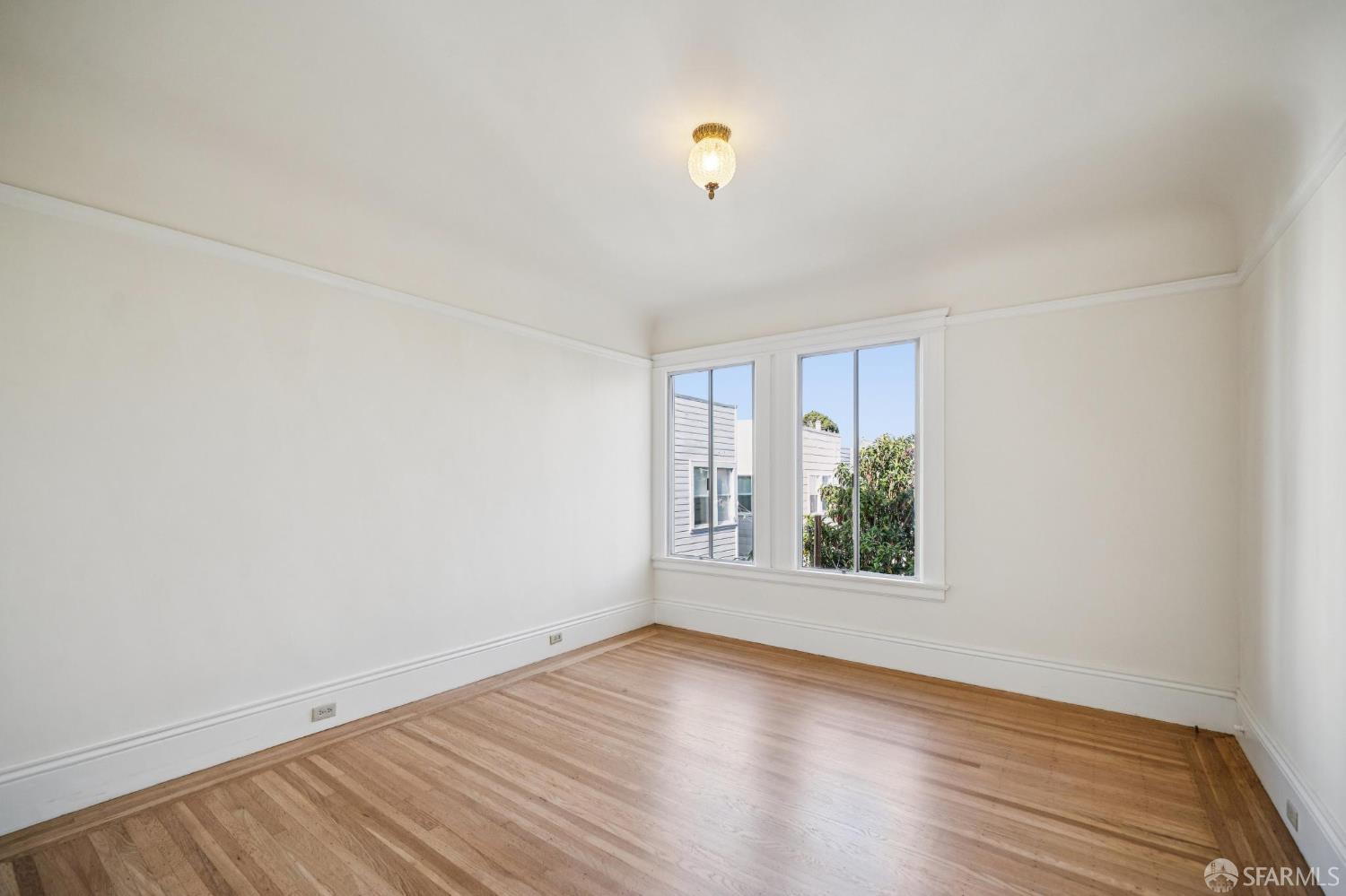 Photo #14: 425071035 Listing: Photo #14
