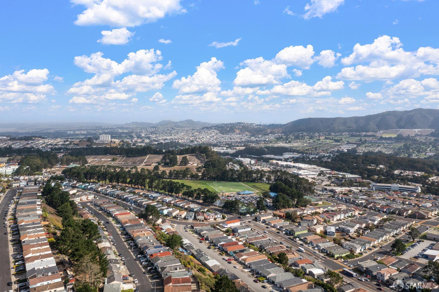 Detail Gallery Image 37 of 45 For 3 John Papan Ct, Daly City,  CA 94015 - 3 Beds | 2/1 Baths