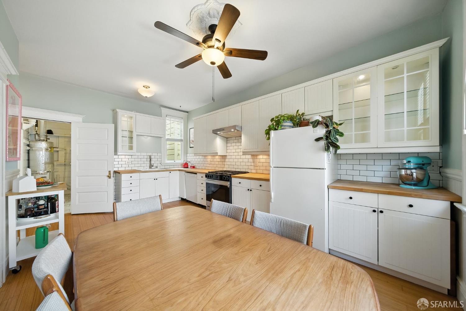 Photo #25: 425070127 Listing: Photo #25