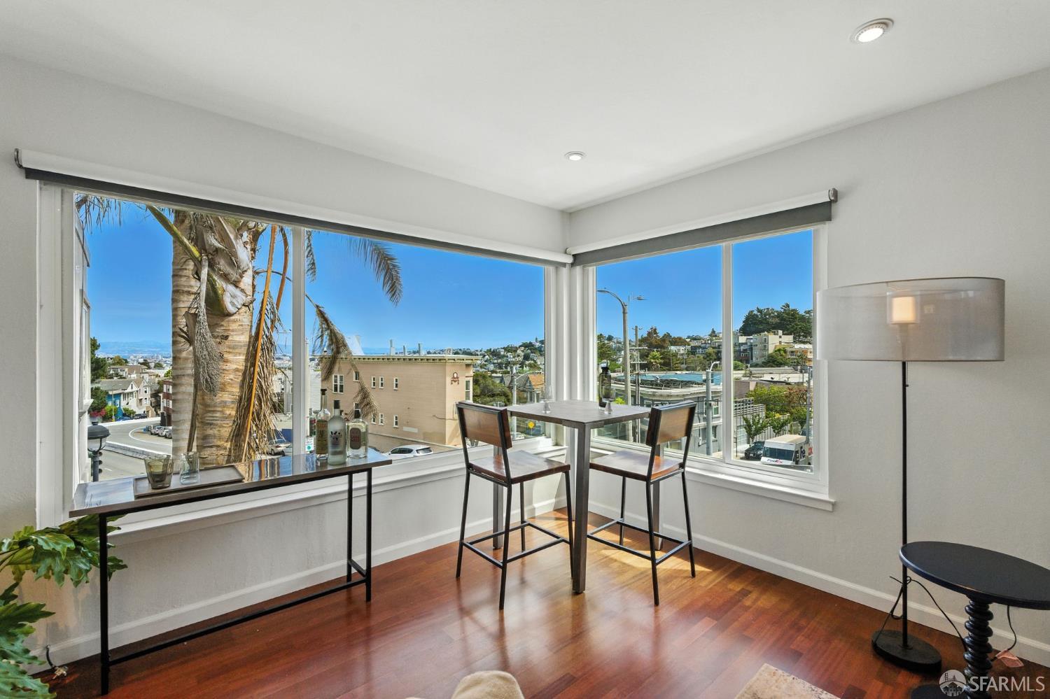 Detail Gallery Image 13 of 52 For 62 Danvers St, San Francisco,  CA 94114 - 2 Beds | 1 Baths