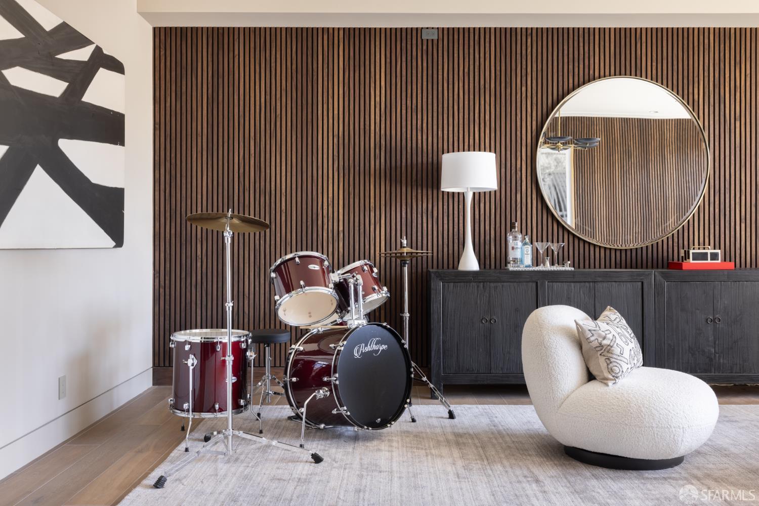 Detail Gallery Image 38 of 52 For 2724 Filbert St, San Francisco,  CA 94123 - 6 Beds | 6/2 Baths