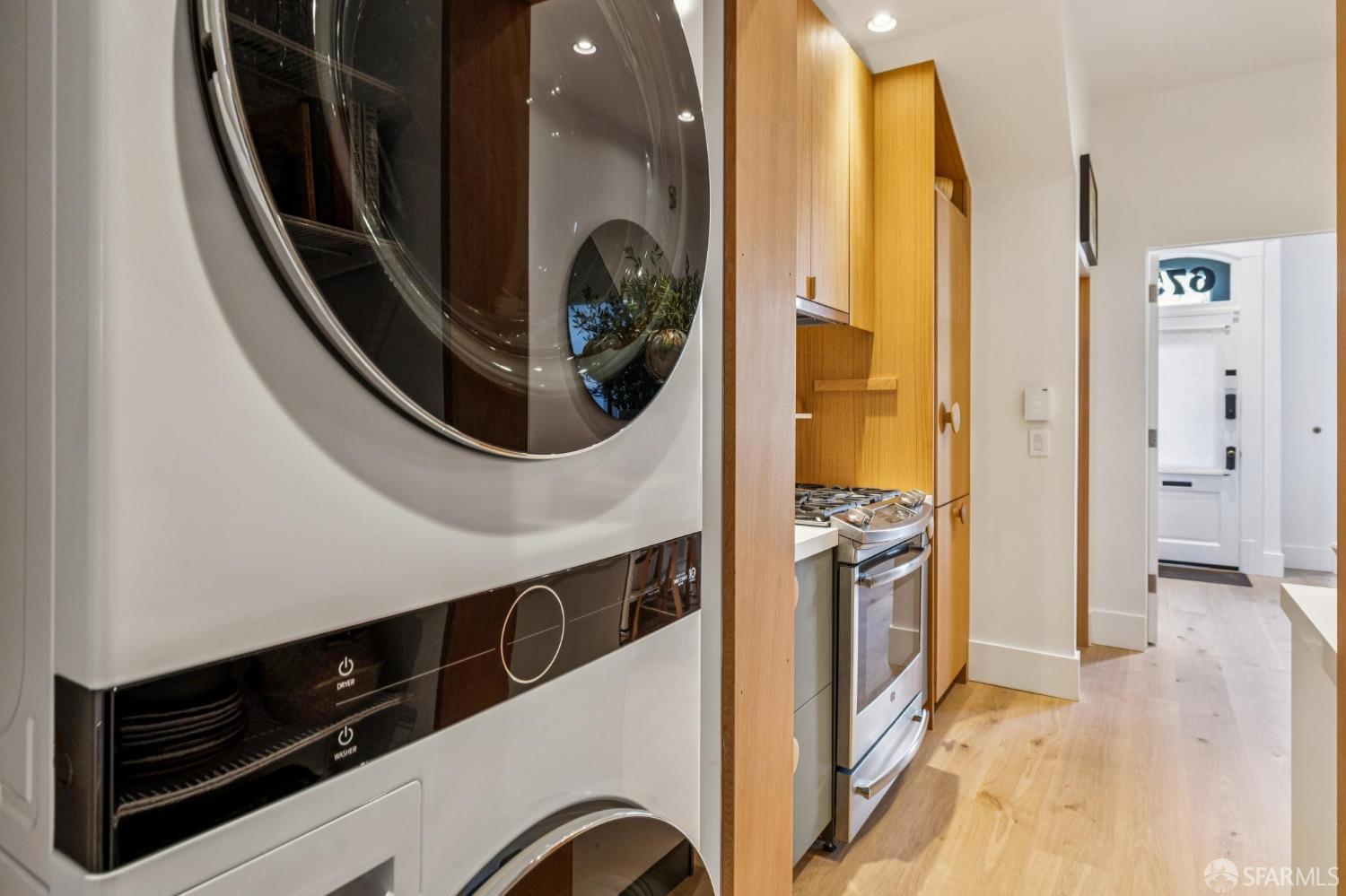 Detail Gallery Image 17 of 51 For 675 Ivy St, San Francisco,  CA 94102 - 2 Beds | 2 Baths