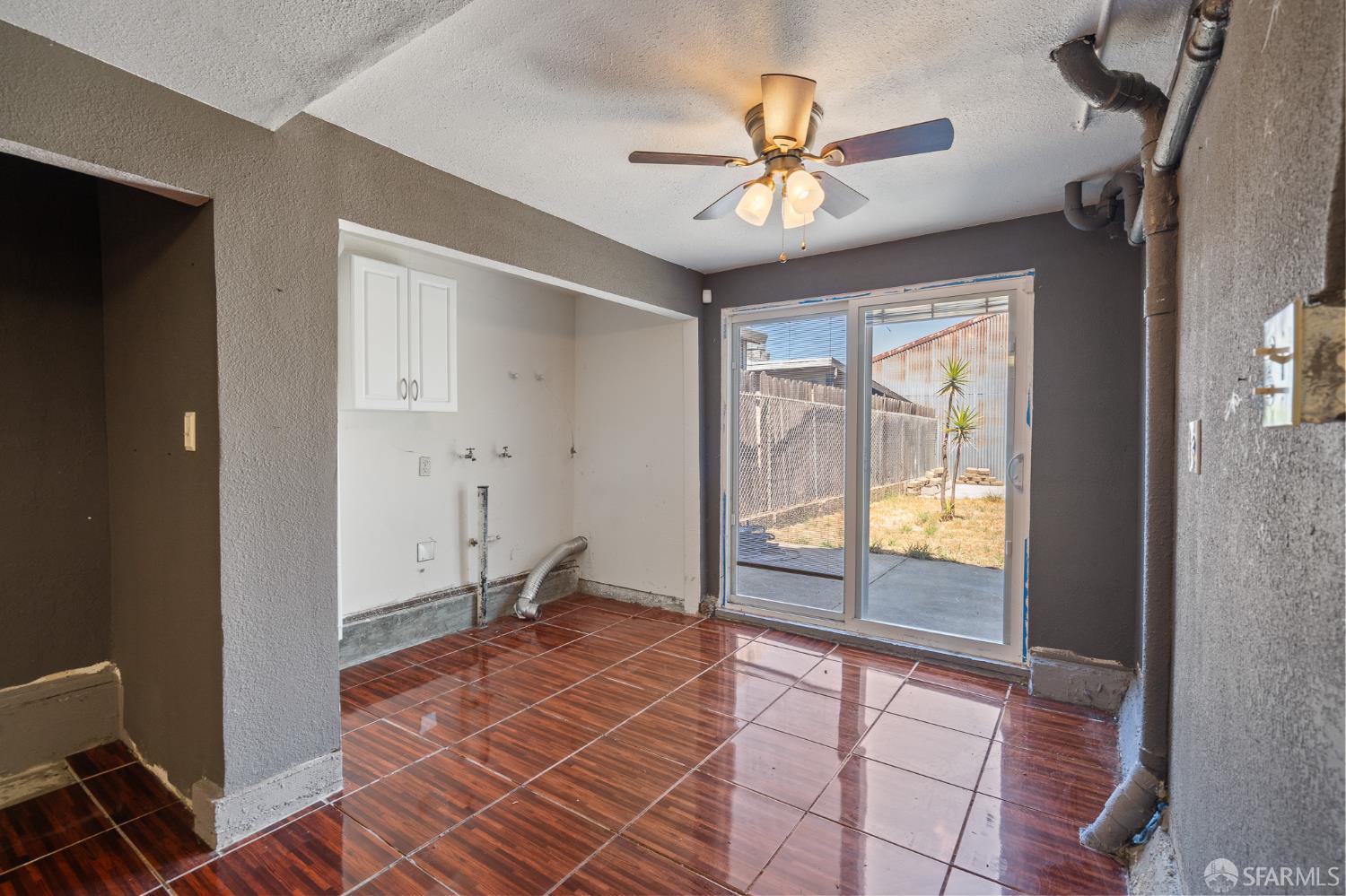 Detail Gallery Image 35 of 44 For 1224 Egbert Ave, San Francisco,  CA 94124 - 3 Beds | 3 Baths