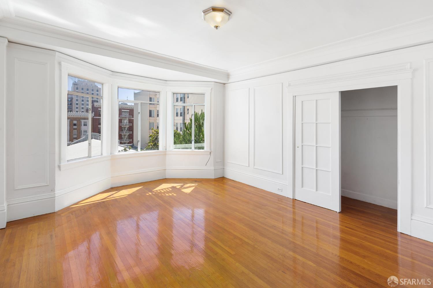 Detail Gallery Image 12 of 26 For 1045 Bush St, San Francisco,  CA 94109 - – Beds | – Baths