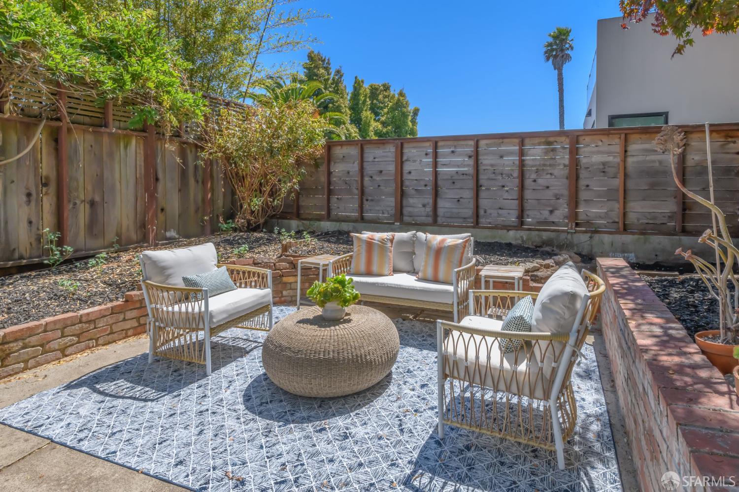 Detail Gallery Image 23 of 25 For 3779 25th St, San Francisco,  CA 94110 - – Beds | – Baths
