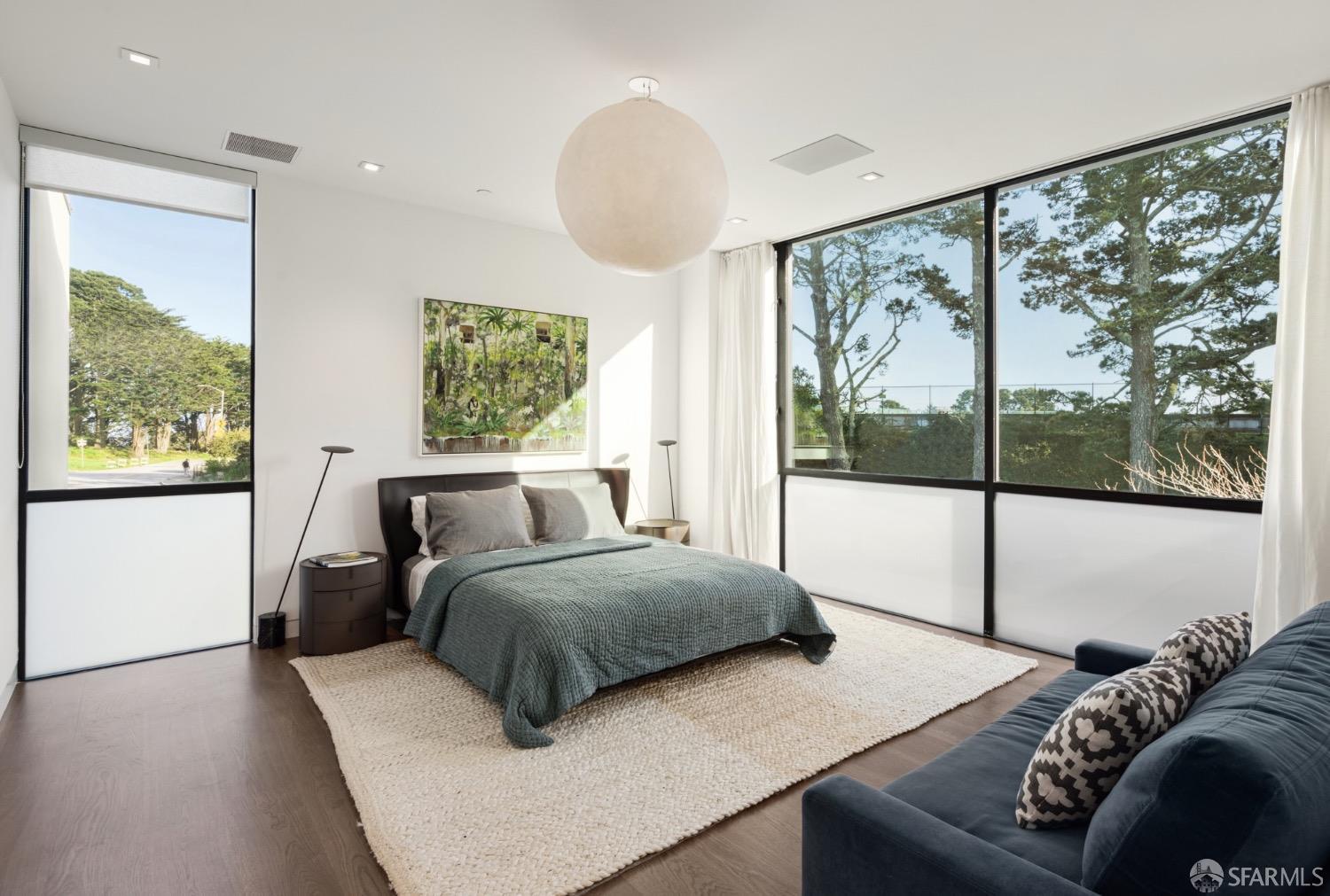 Detail Gallery Image 23 of 52 For 150 Glenbrook Ave, San Francisco,  CA 94114 - 6 Beds | 6/2 Baths