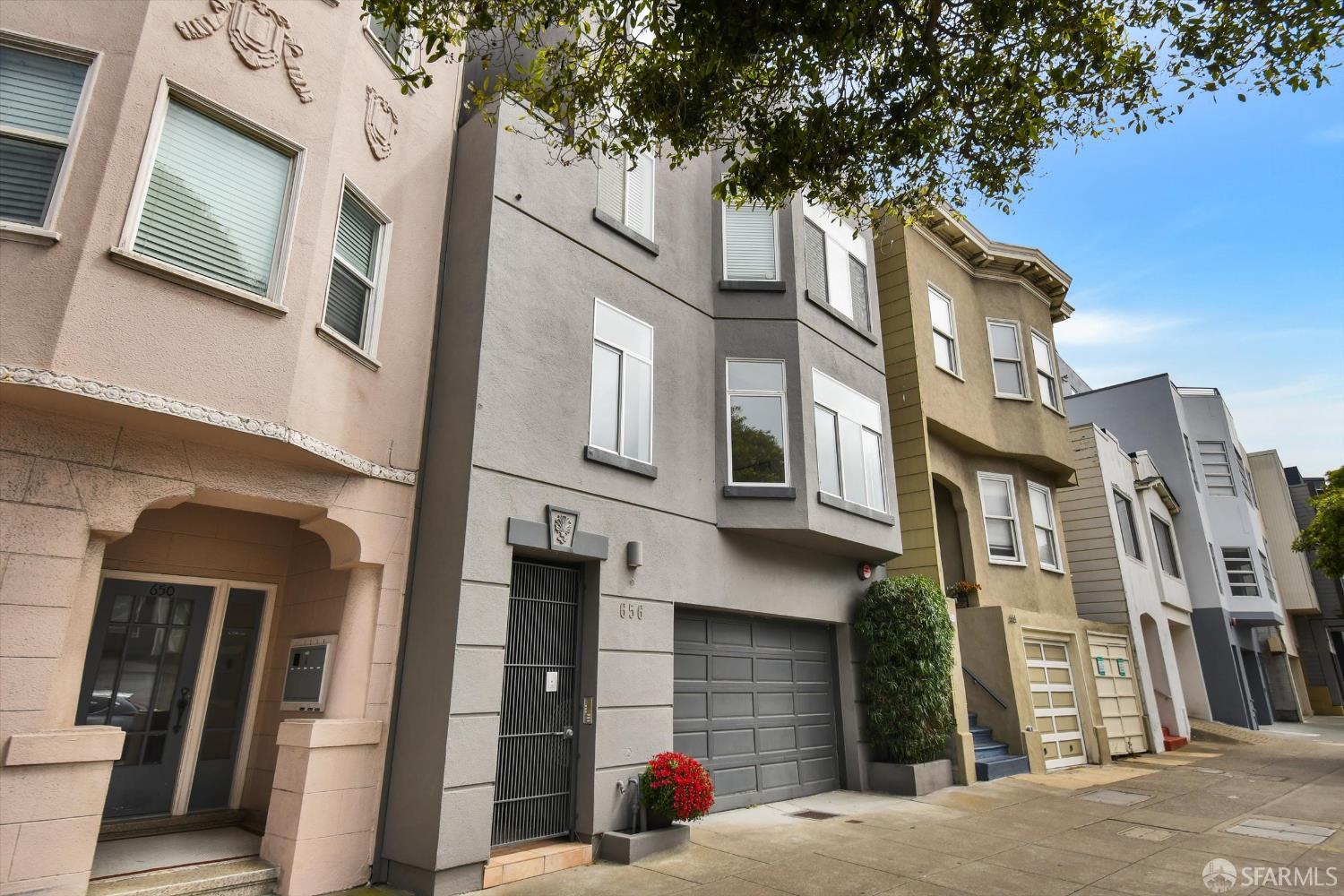 Photo #38: 425070422 Listing: Photo #38