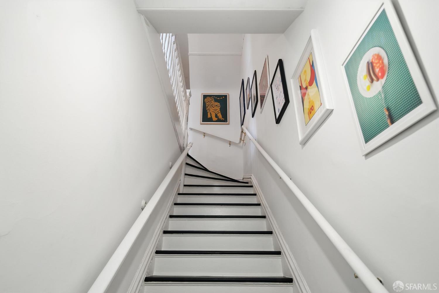 Photo #6: 425070127 Listing: Photo #6