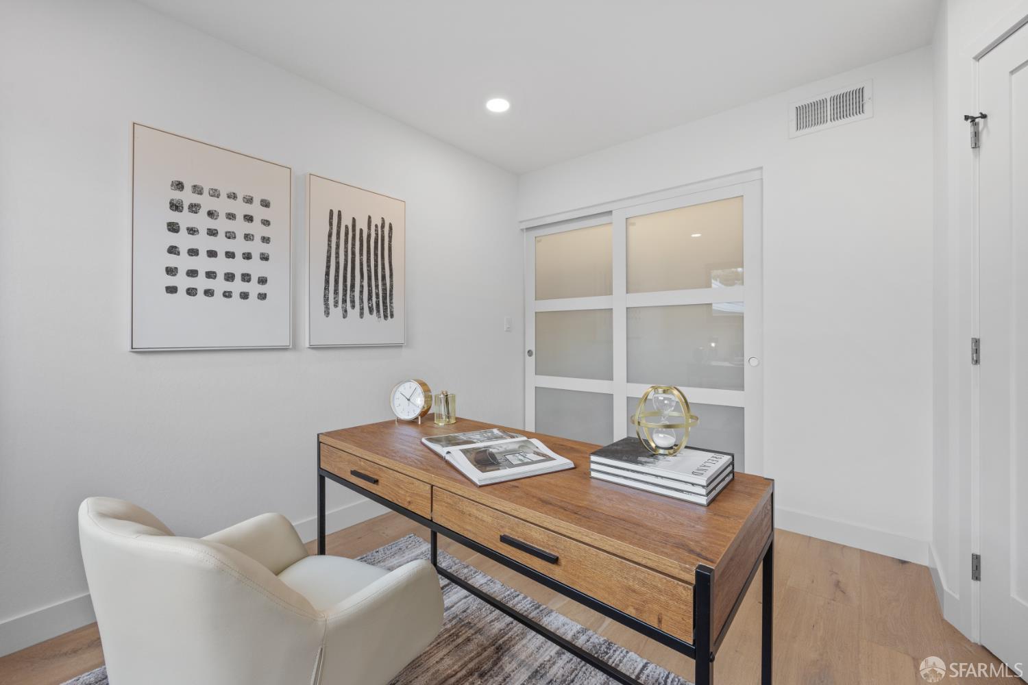 Detail Gallery Image 22 of 49 For 876 Chenery St, San Francisco,  CA 94131 - 3 Beds | 2 Baths