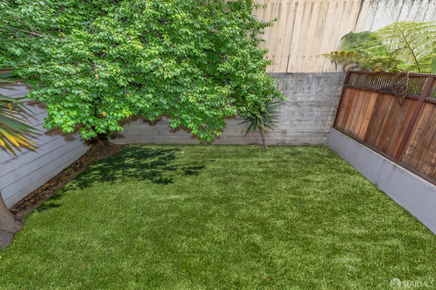 Photo #21: 425071331 Listing: Photo #21