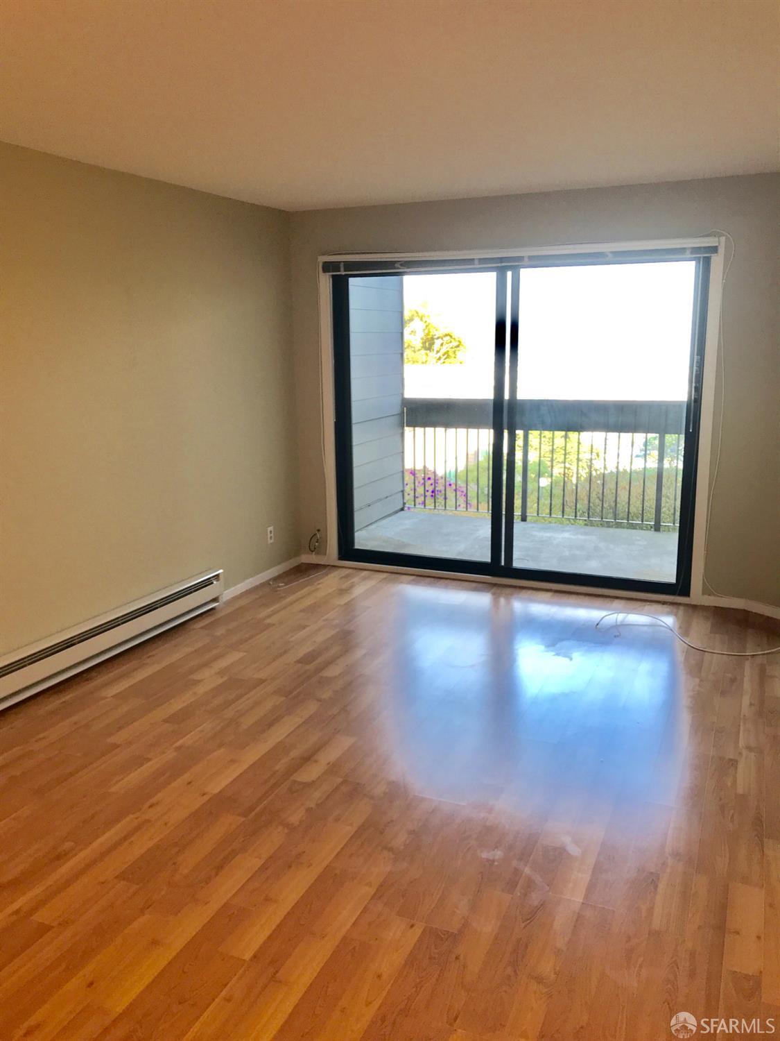 Detail Gallery Image 2 of 13 For 5177 Diamond Heights Blvd #113,  San Francisco,  CA 94131 - 1 Beds | 1 Baths