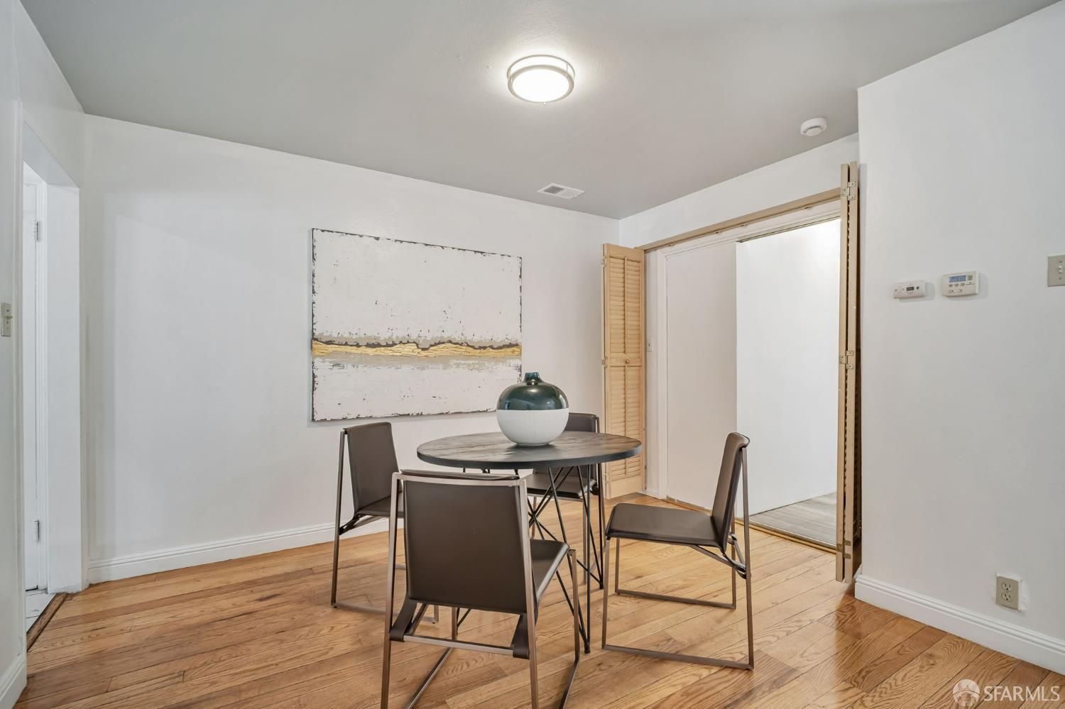 Detail Gallery Image 12 of 26 For 1315 Dorothy Ave, San Leandro,  CA 94578 - 2 Beds | 1 Baths