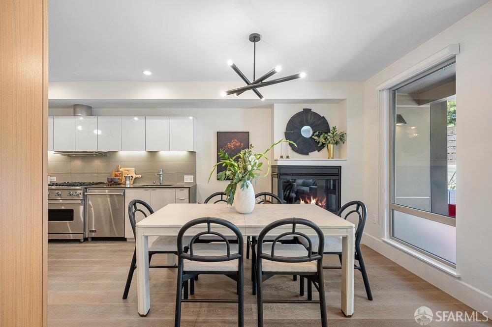 Photo #5: 425071169 Listing 