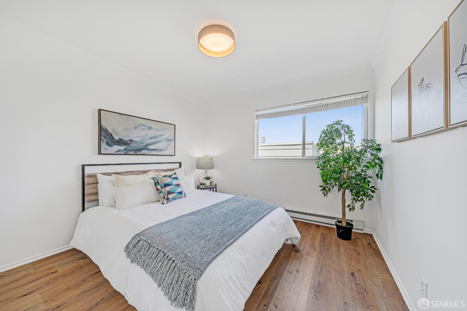 Detail Gallery Image 3 of 28 For 439 Greenwich St #9,  San Francisco,  CA 94133 - 1 Beds | 1 Baths
