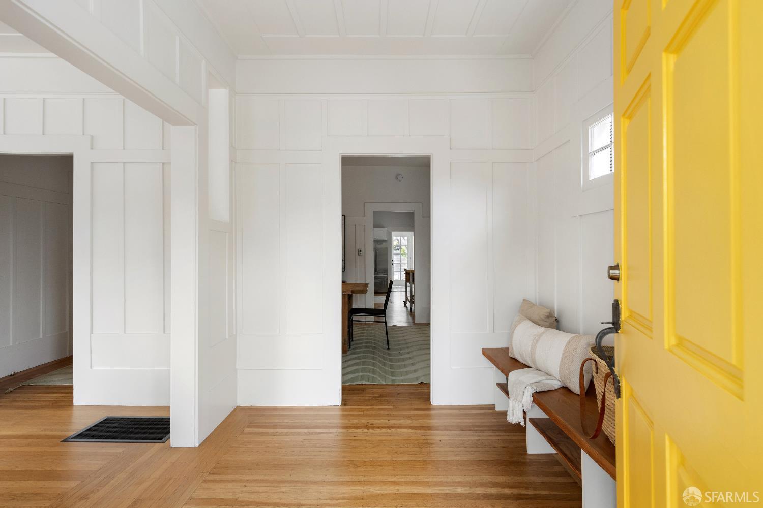 Detail Gallery Image 4 of 35 For 656 60th St, Oakland,  CA 94609 - 6 Beds | 2 Baths