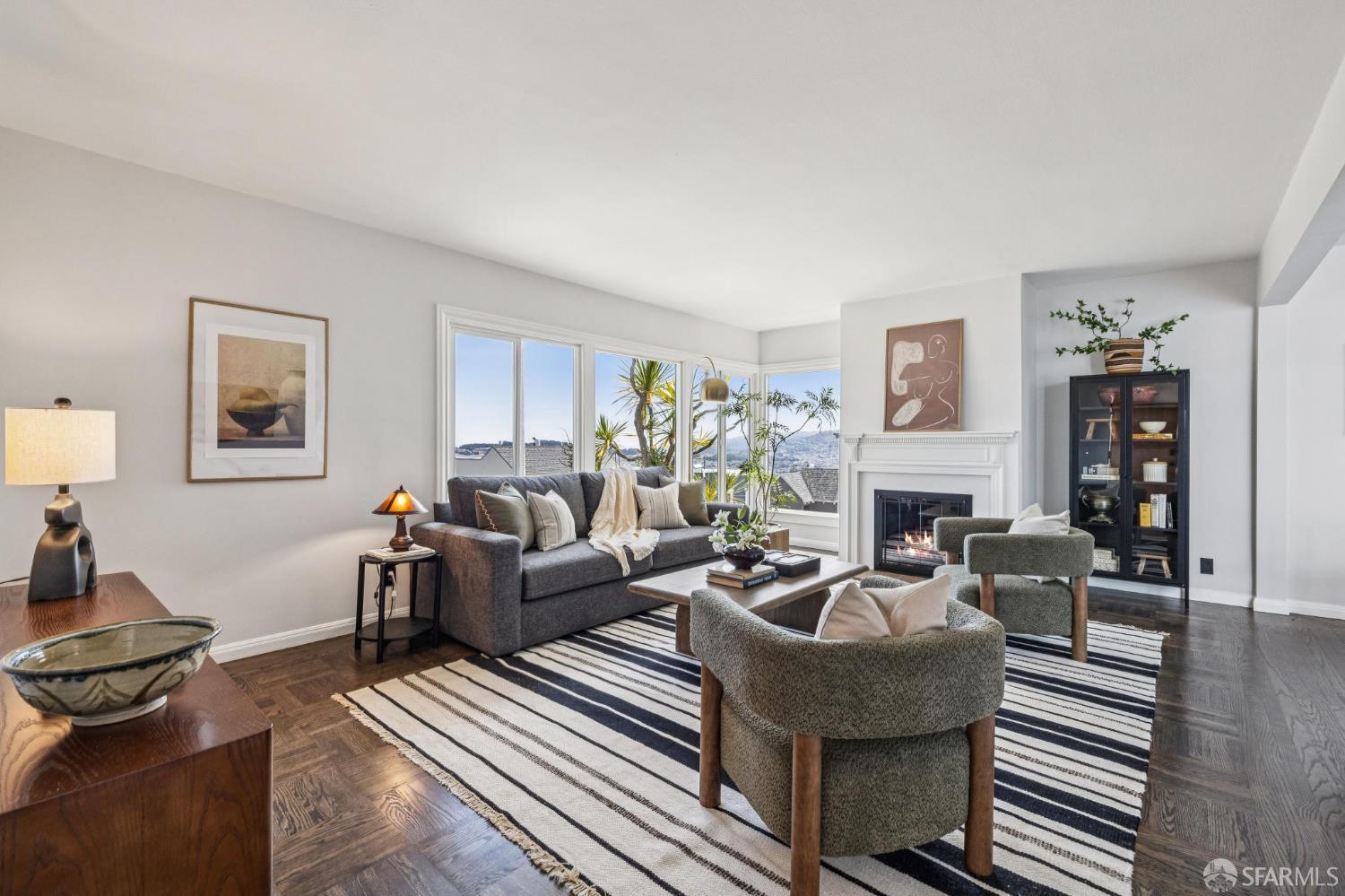 Detail Gallery Image 3 of 55 For 672 Teresita Blvd, San Francisco,  CA 94127 - 2 Beds | 1/1 Baths