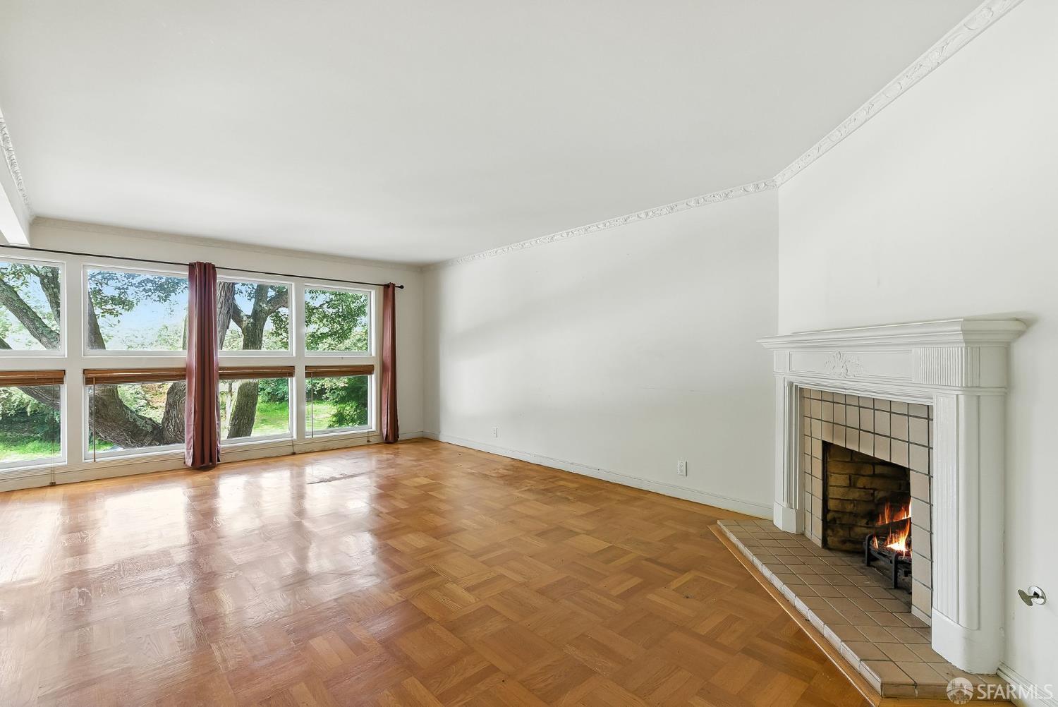 Photo #5: 425070134 Listing 