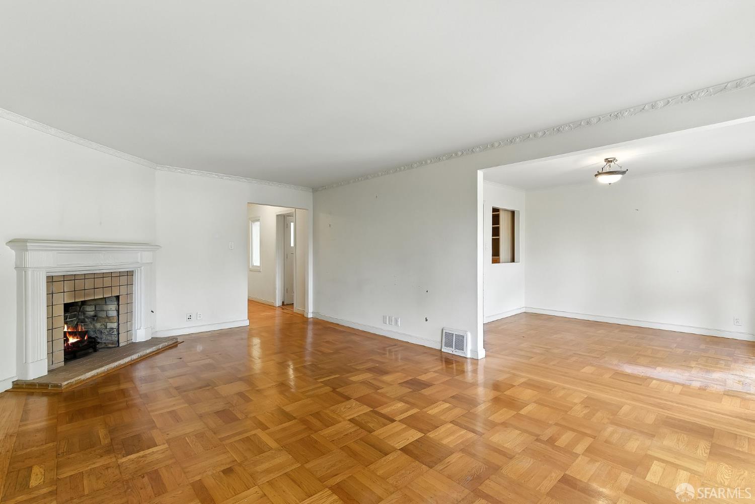 Photo #6: 425070134 Listing 