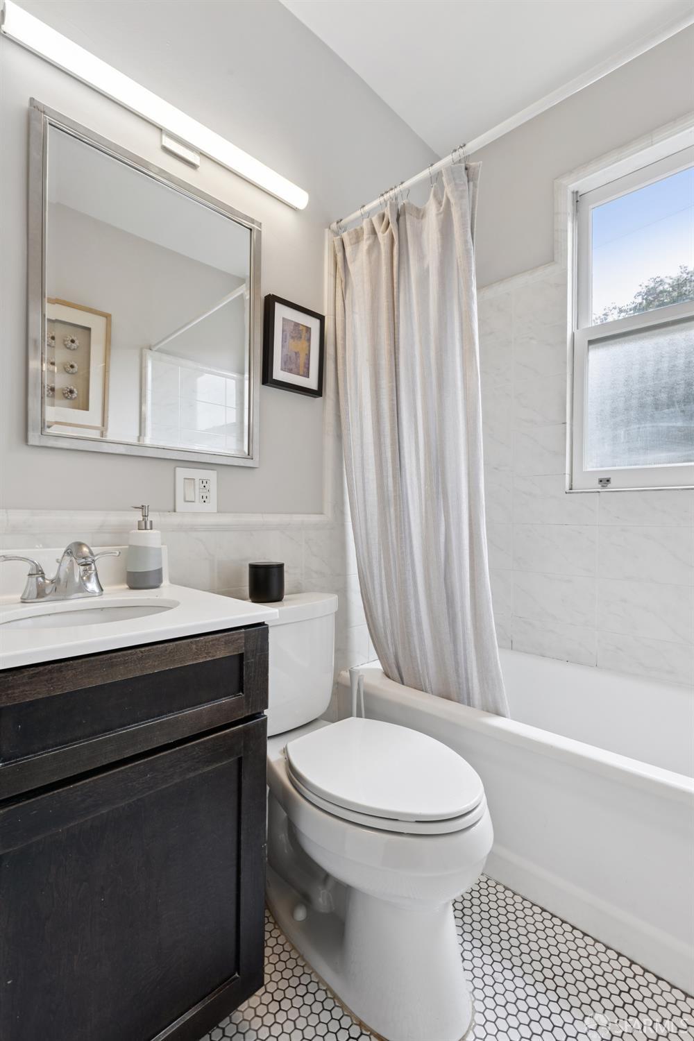 Detail Gallery Image 22 of 36 For 1281 Vallejo St #4,  San Francisco,  CA 94109 - 1 Beds | 1 Baths