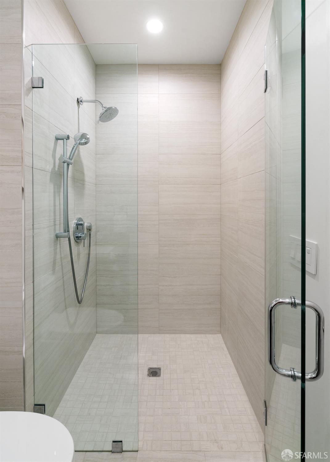 Photo #11: 425071535 Listing: Photo #11