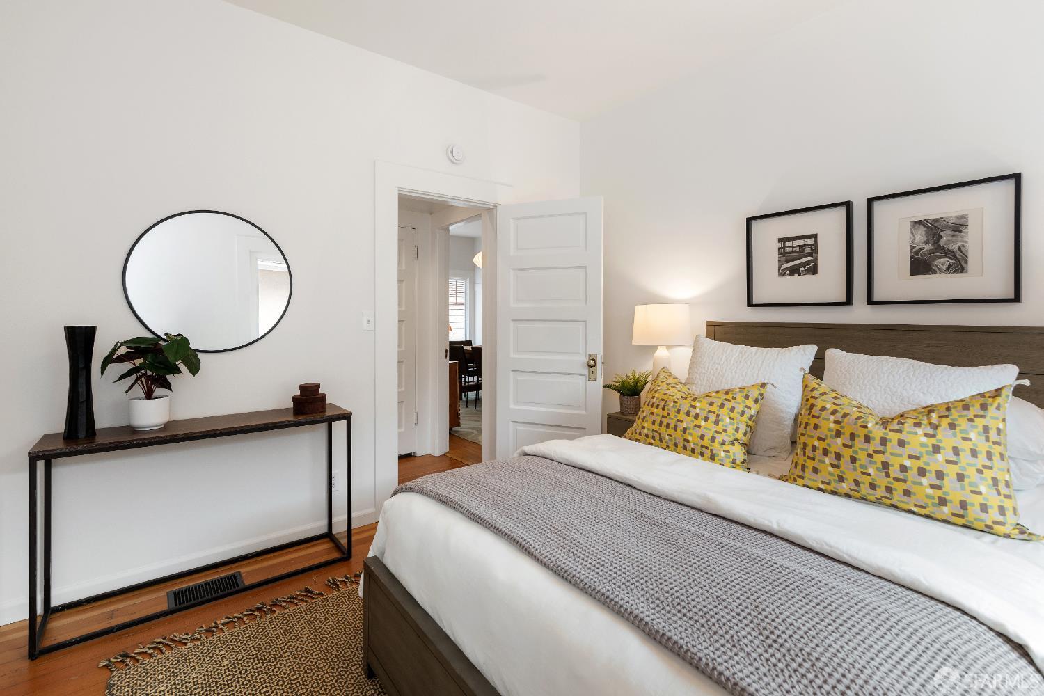 Detail Gallery Image 19 of 35 For 656 60th St, Oakland,  CA 94609 - 6 Beds | 2 Baths