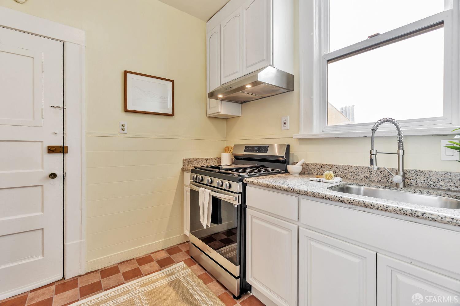 Detail Gallery Image 11 of 48 For 1180 Jackson St #6,  San Francisco,  CA 94133 - 1 Beds | 1 Baths