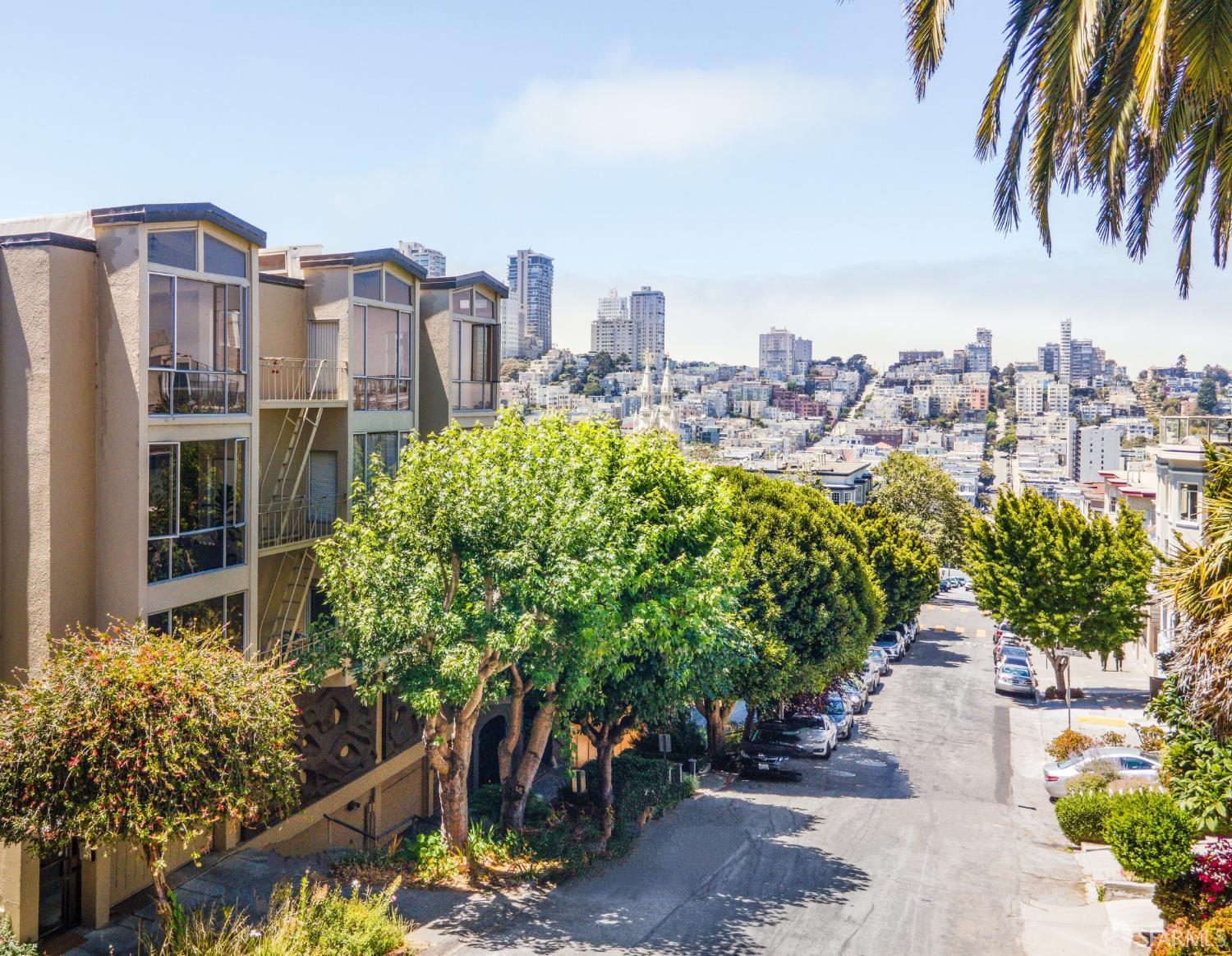 Detail Gallery Image 16 of 28 For 439 Greenwich St #9,  San Francisco,  CA 94133 - 1 Beds | 1 Baths