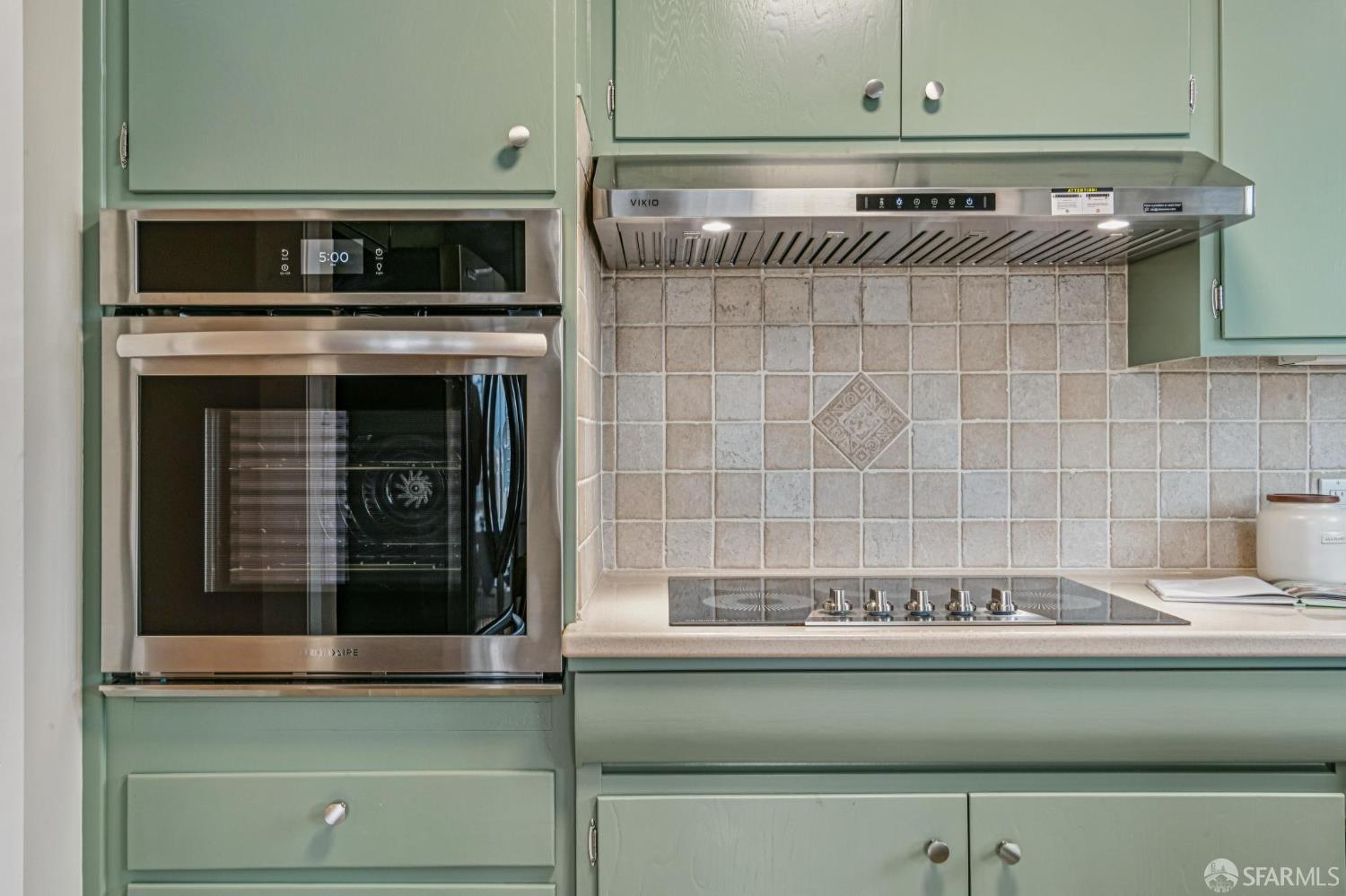 Detail Gallery Image 15 of 47 For 120 Mirada Dr, Daly City,  CA 94015 - 3 Beds | 2 Baths