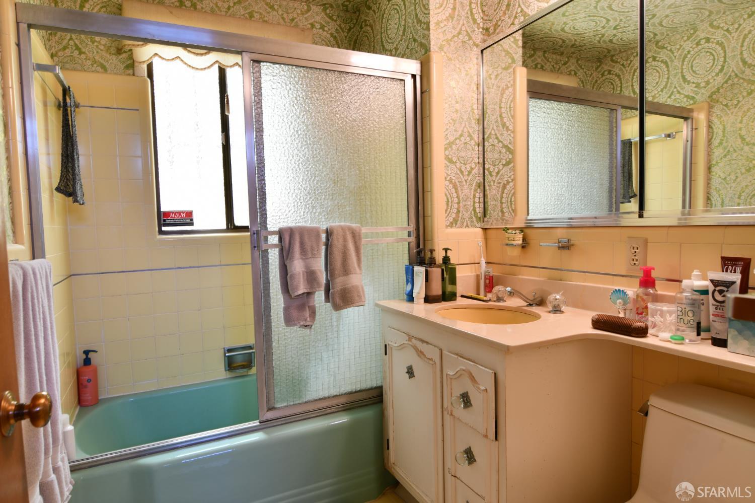 Detail Gallery Image 18 of 31 For 425 Pacheco St, San Francisco,  CA 94116 - 3 Beds | 3 Baths