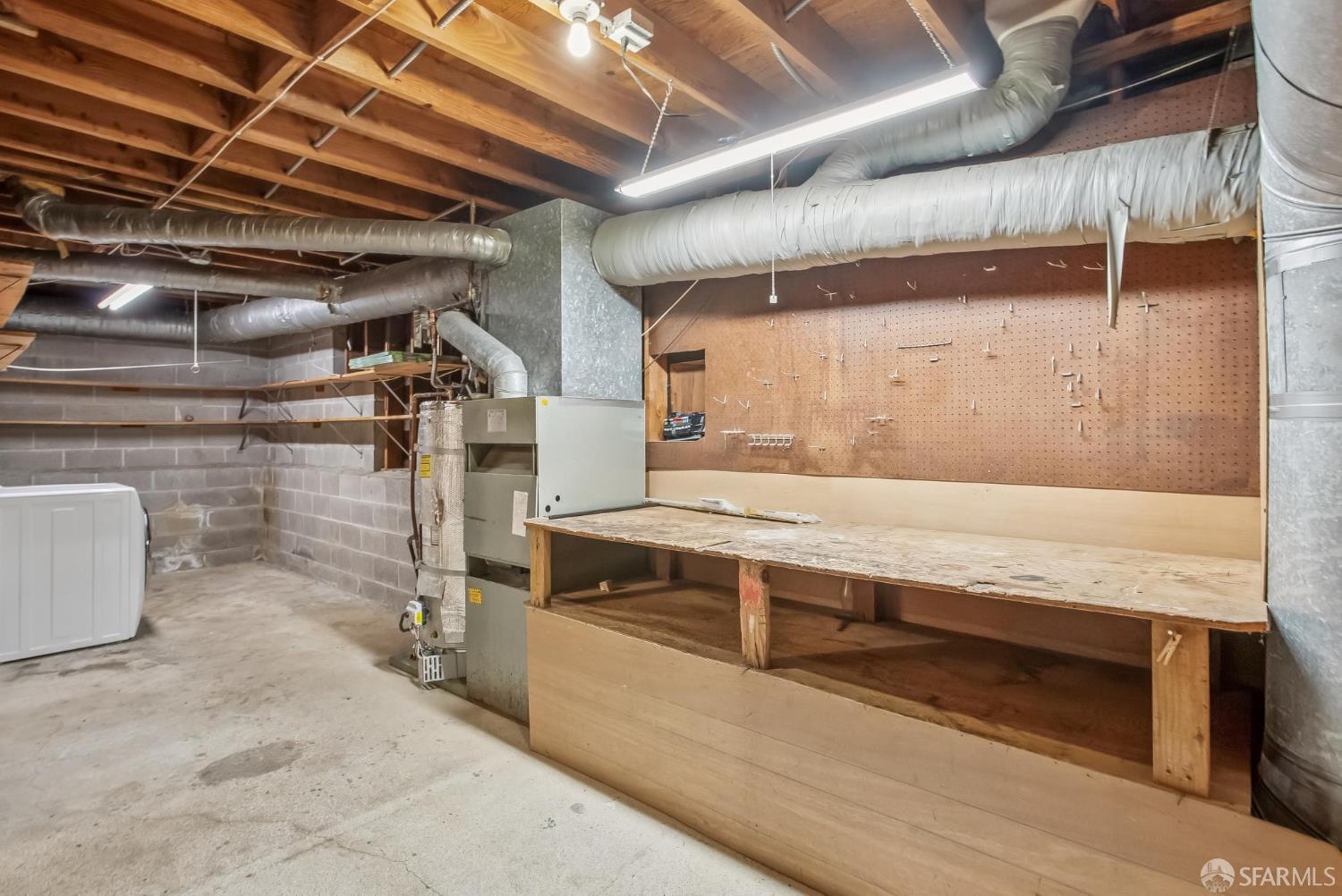 Detail Gallery Image 94 of 98 For 19 Gateview Ct, San Francisco,  CA 94116 - 4 Beds | 2/1 Baths