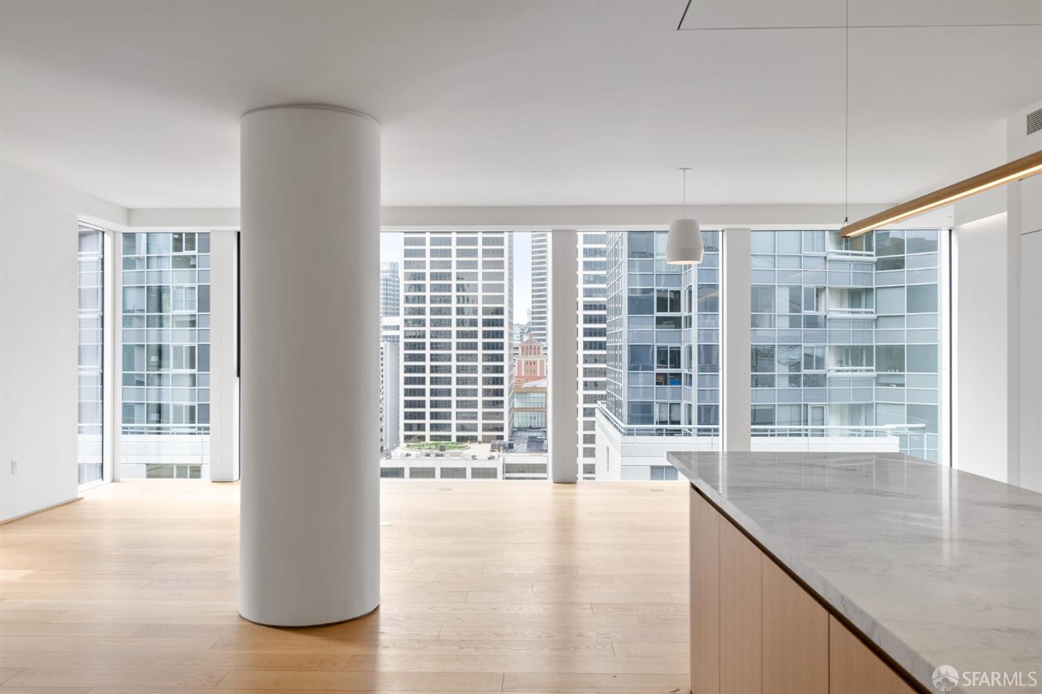 Detail Gallery Image 2 of 50 For 1 Steuart Ln #1903,  San Francisco,  CA 94105 - 3 Beds | 3 Baths