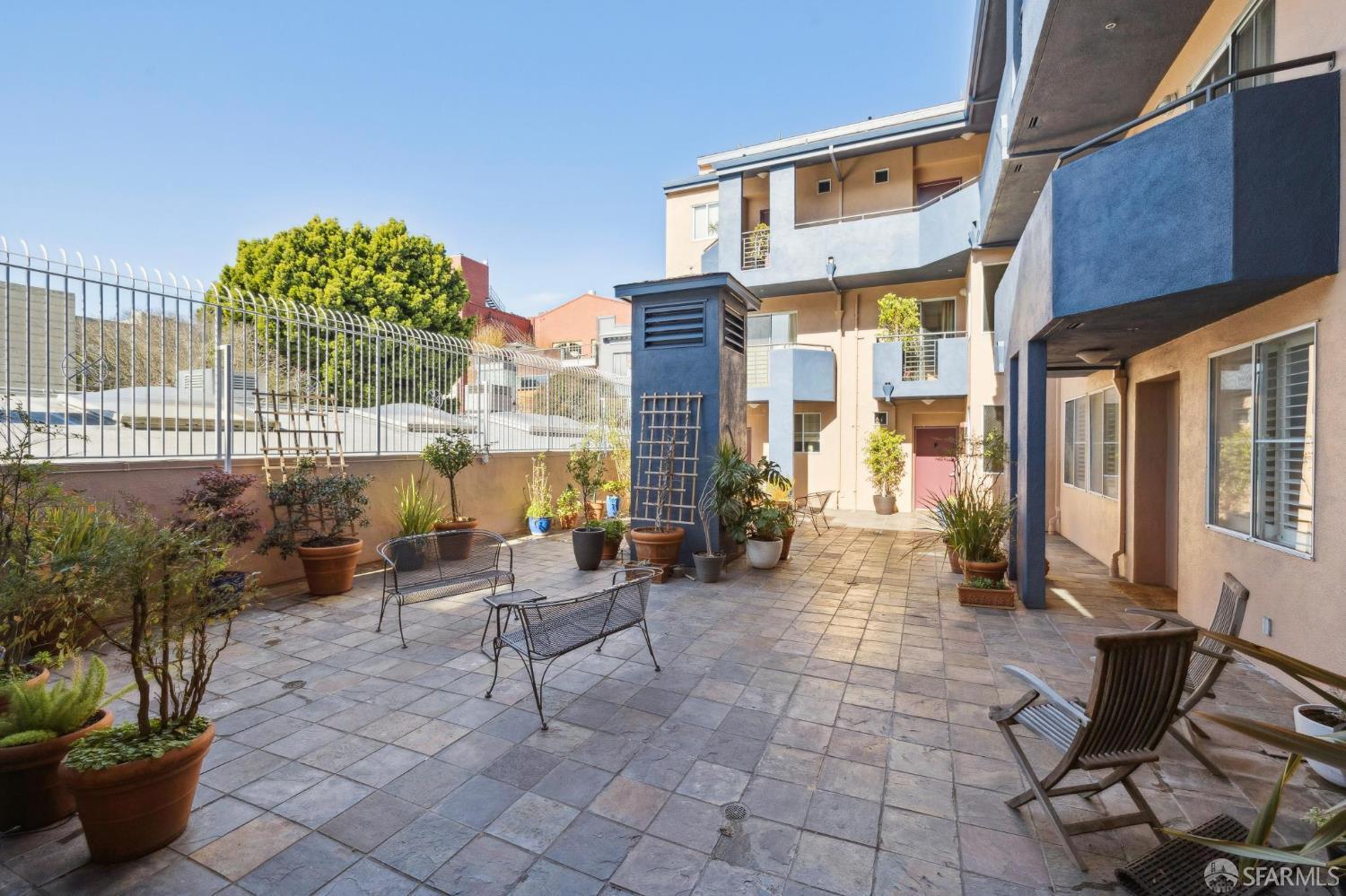 Detail Gallery Image 16 of 20 For 342 Hayes St #M,  San Francisco,  CA 94102 - 1 Beds | 1/1 Baths