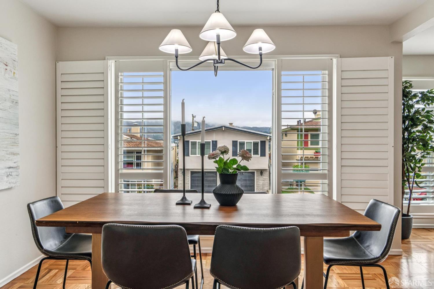 Detail Gallery Image 10 of 47 For 120 Mirada Dr, Daly City,  CA 94015 - 3 Beds | 2 Baths