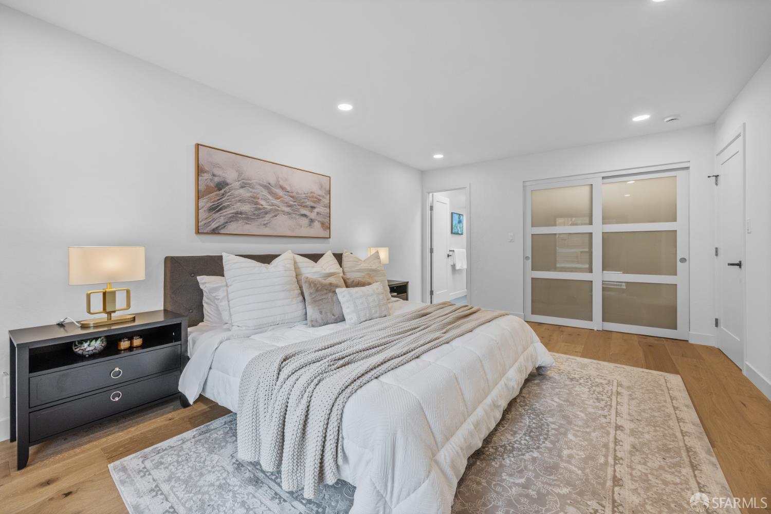 Detail Gallery Image 25 of 49 For 876 Chenery St, San Francisco,  CA 94131 - 3 Beds | 2 Baths