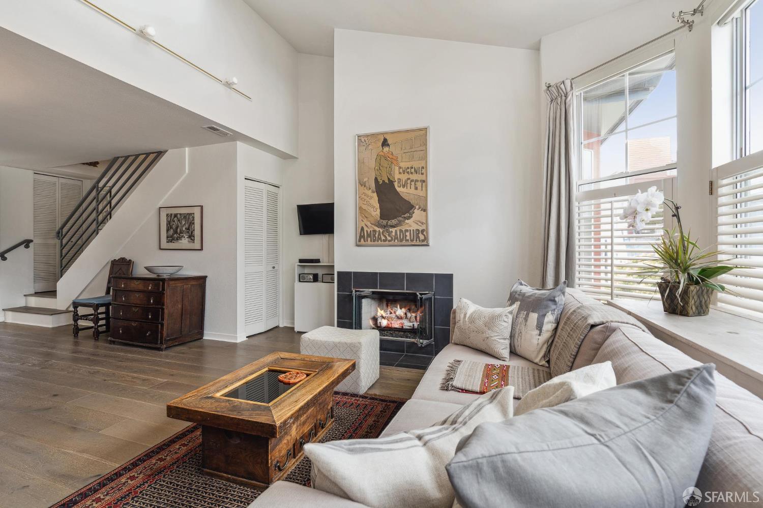 Detail Gallery Image 3 of 20 For 342 Hayes St #M,  San Francisco,  CA 94102 - 1 Beds | 1/1 Baths