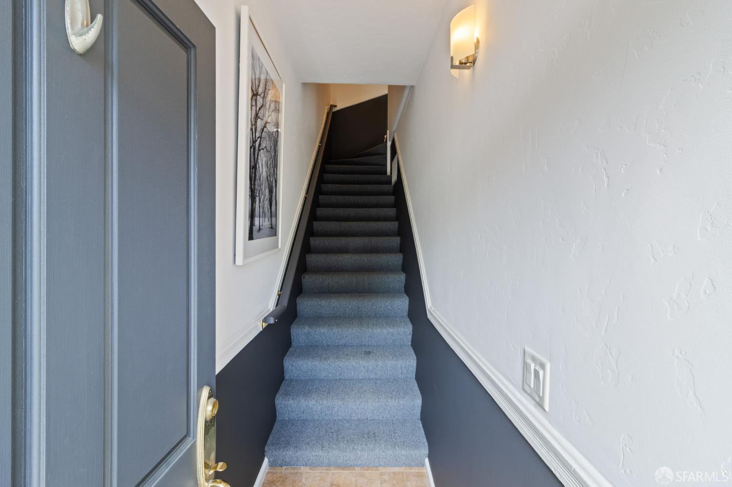Detail Gallery Image 7 of 32 For 4390 17th St, San Francisco,  CA 94114 - 2 Beds | 1 Baths