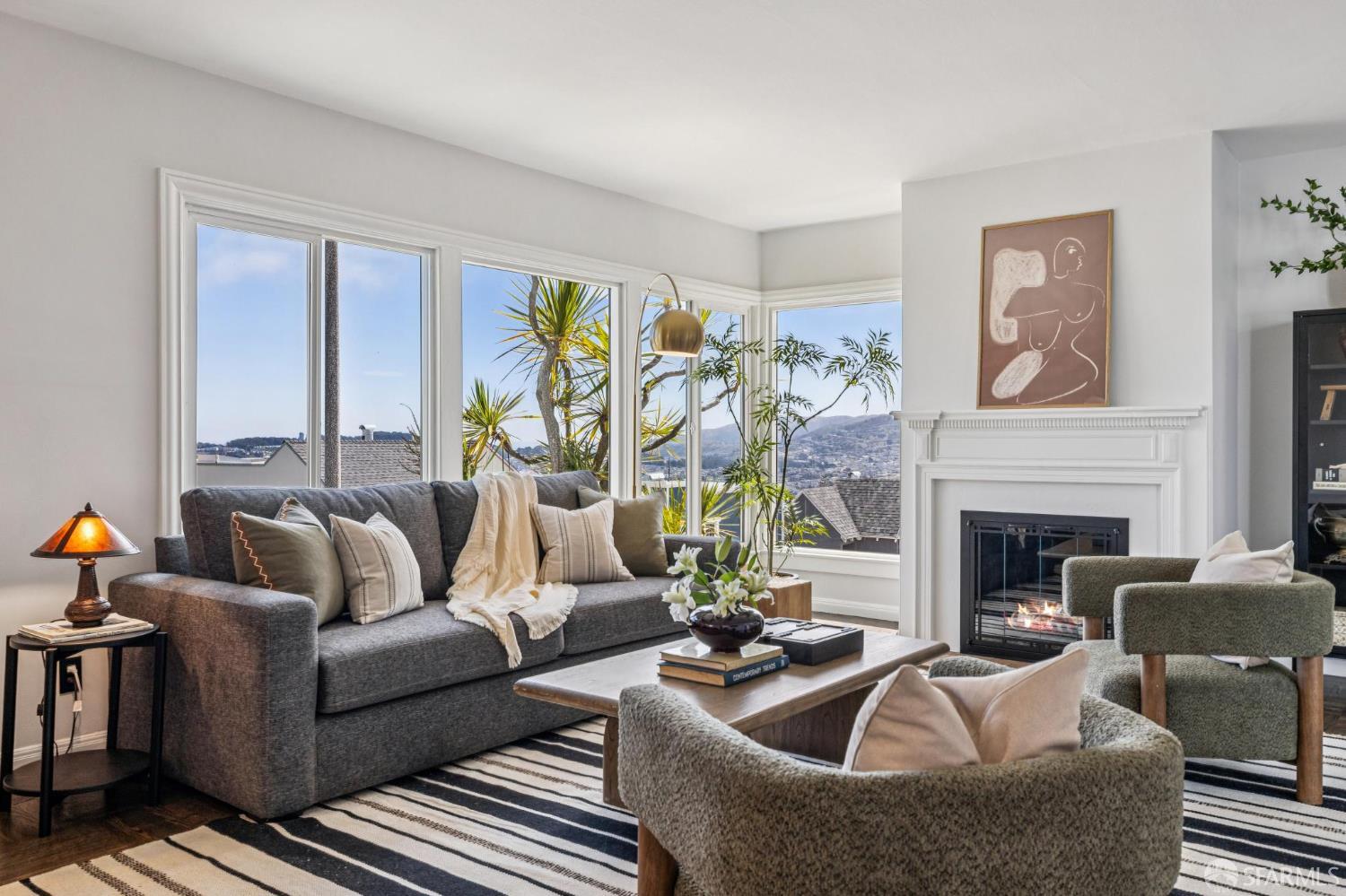Detail Gallery Image 4 of 55 For 672 Teresita Blvd, San Francisco,  CA 94127 - 2 Beds | 1/1 Baths