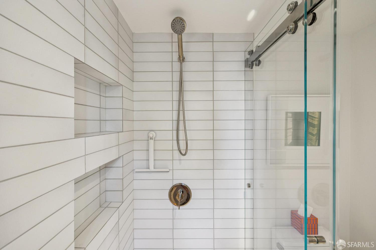 Detail Gallery Image 24 of 51 For 675 Ivy St, San Francisco,  CA 94102 - 2 Beds | 2 Baths