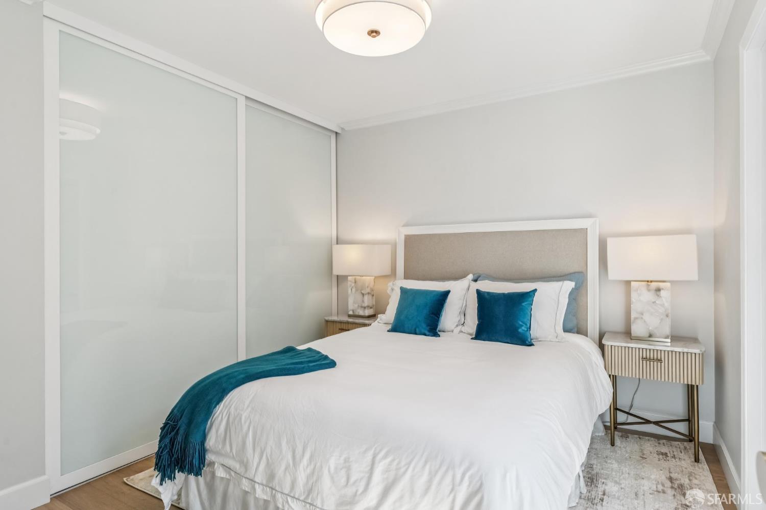 Detail Gallery Image 26 of 45 For 2916 Bayview Dr, Alameda,  CA 94501 - 2 Beds | 2 Baths