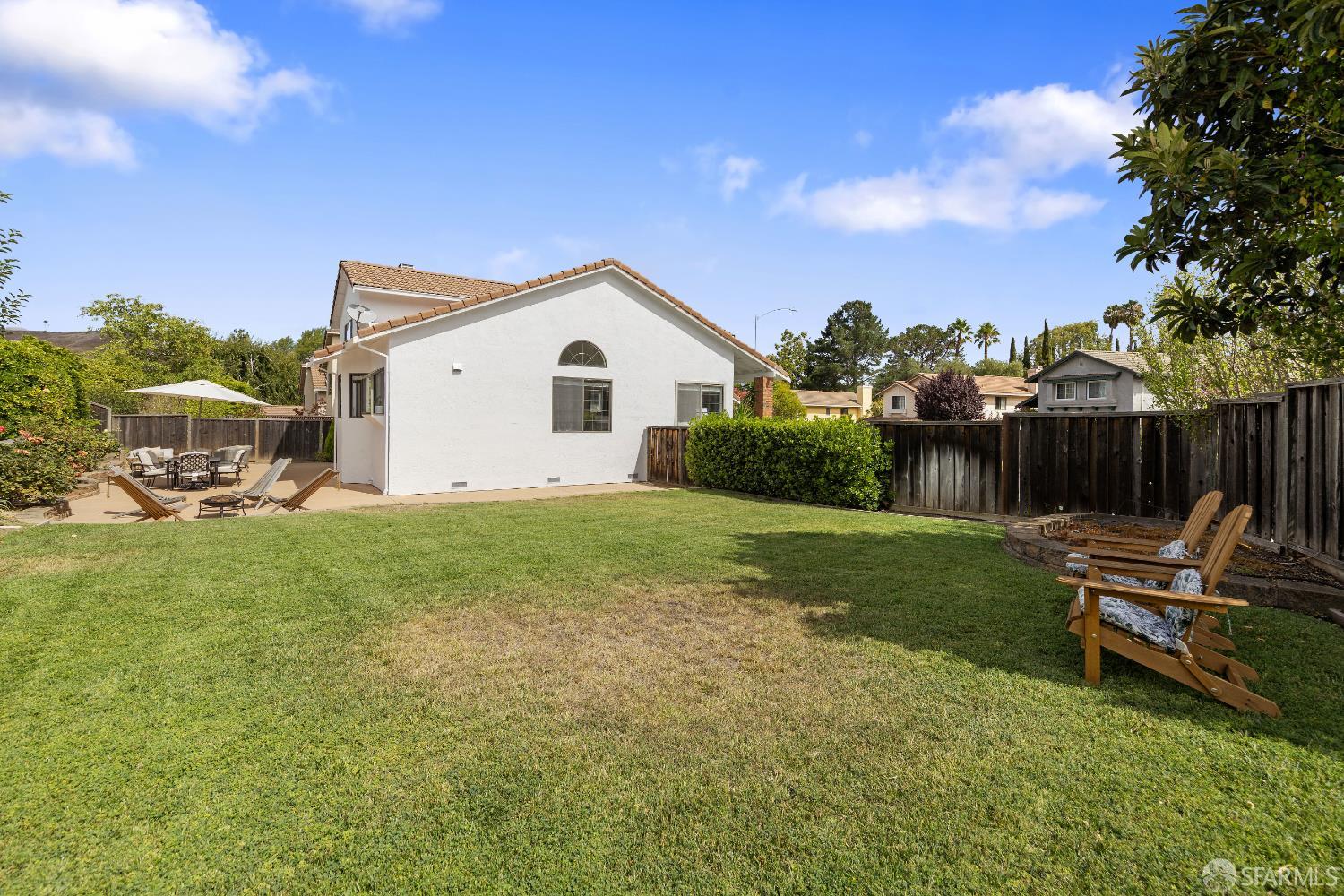Detail Gallery Image 30 of 32 For 5567 Woodview Dr, El Sobrante,  CA 94803 - 3 Beds | 2/1 Baths