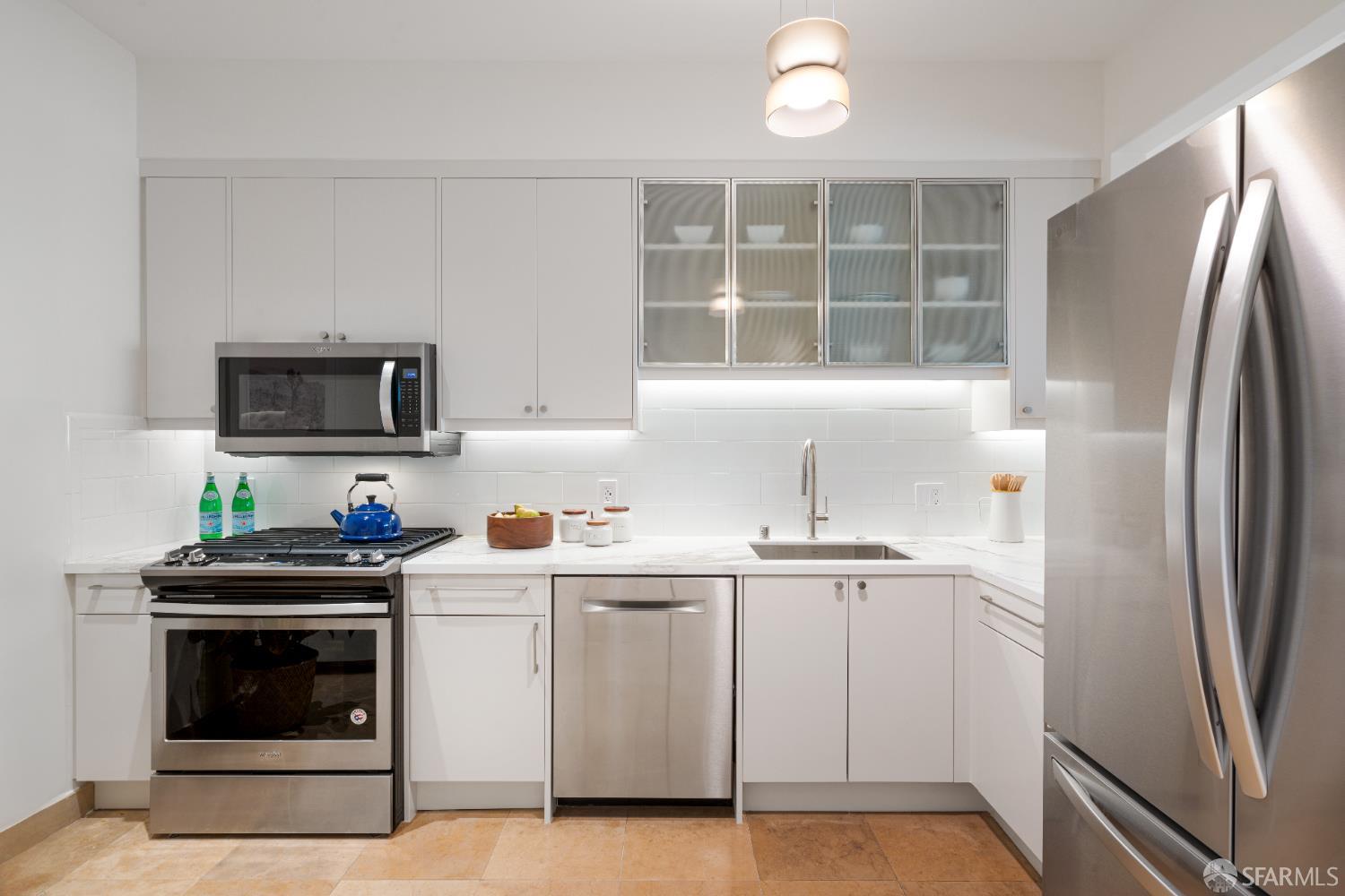 Photo #6: 425071312 Listing 
