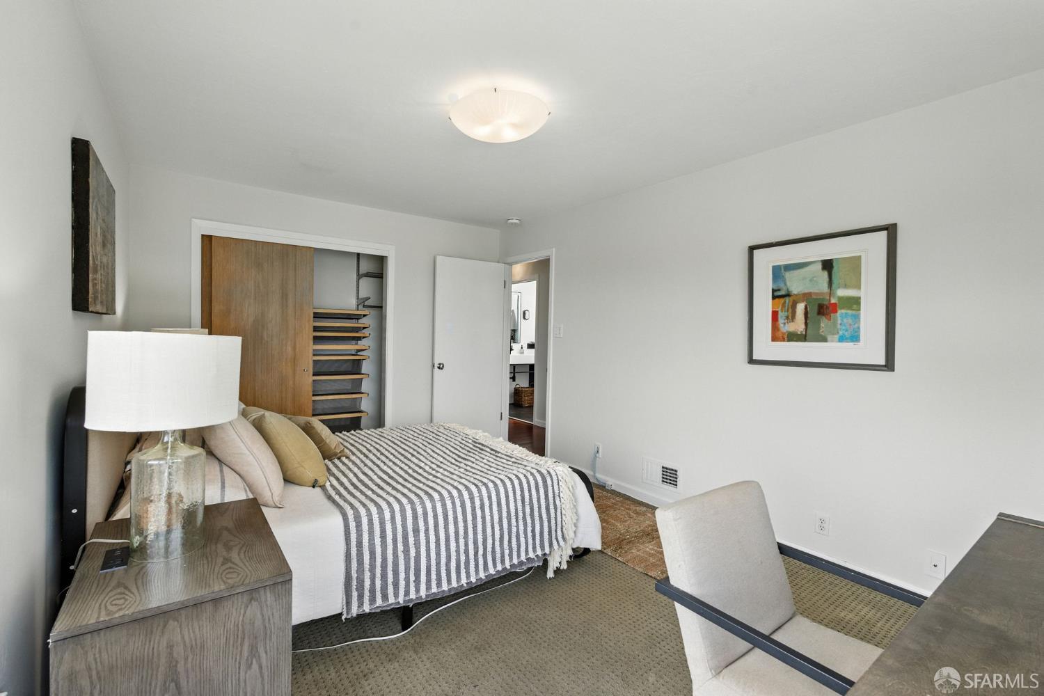 Detail Gallery Image 30 of 52 For 62 Danvers St, San Francisco,  CA 94114 - 2 Beds | 1 Baths