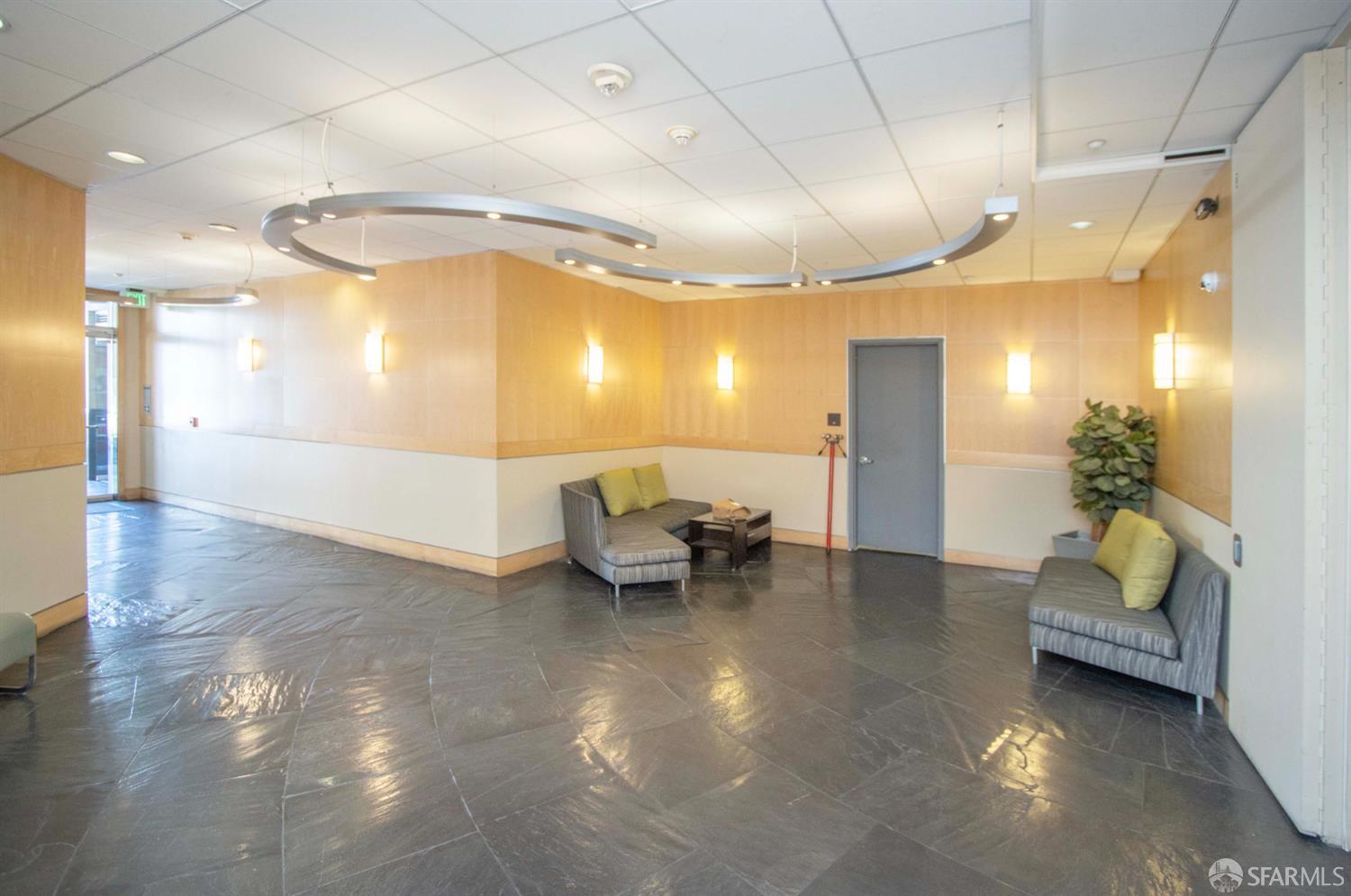 Detail Gallery Image 5 of 18 For 750 Van Ness Ave #V502,  San Francisco,  CA 94102 - 0 Beds | 1 Baths