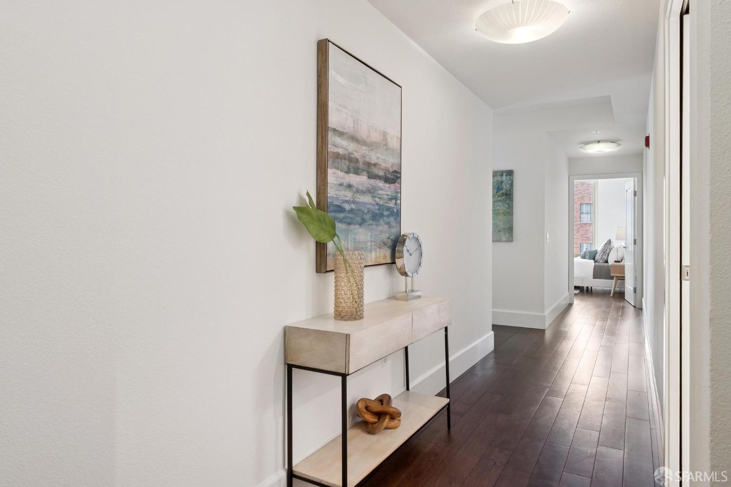 Photo #4: 425066054 Listing 
