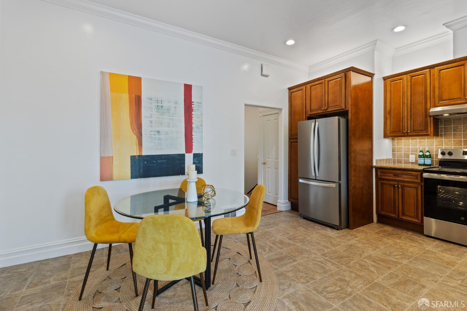 Detail Gallery Image 13 of 32 For 4390 17th St, San Francisco,  CA 94114 - 2 Beds | 1 Baths