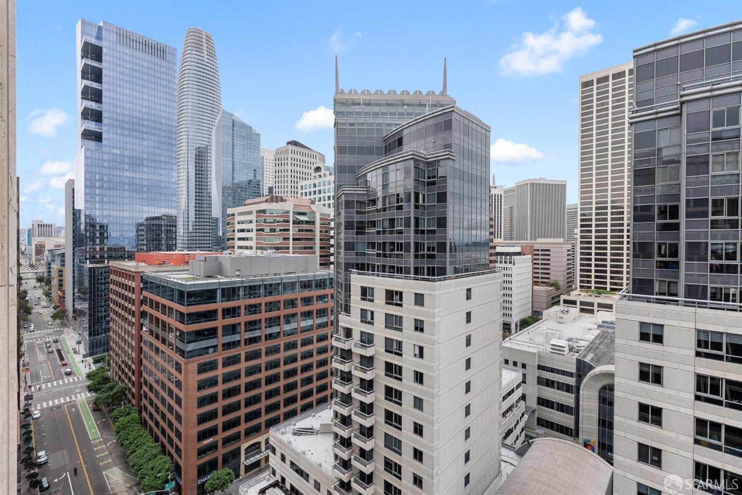 Detail Gallery Image 33 of 50 For 1 Steuart Ln #1903,  San Francisco,  CA 94105 - 3 Beds | 3 Baths