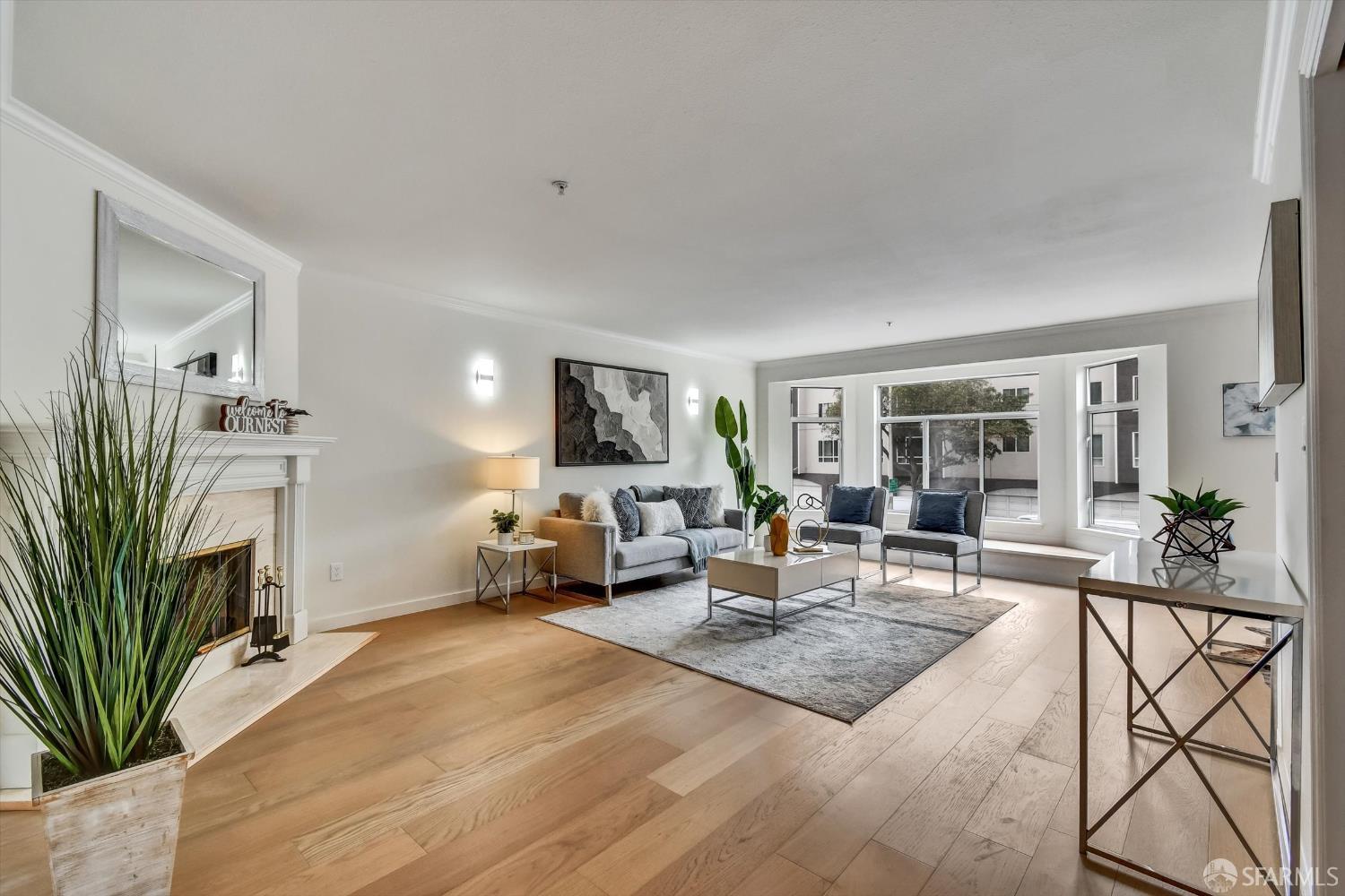 Photo #4: 425070422 Listing 
