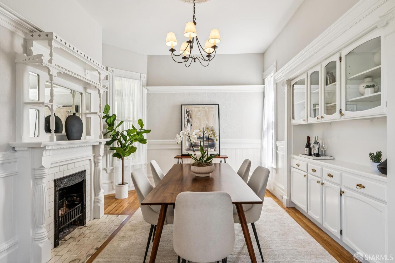 Detail Gallery Image 10 of 85 For 516 Baker St, San Francisco,  CA 94117 - 4 Beds | 2 Baths